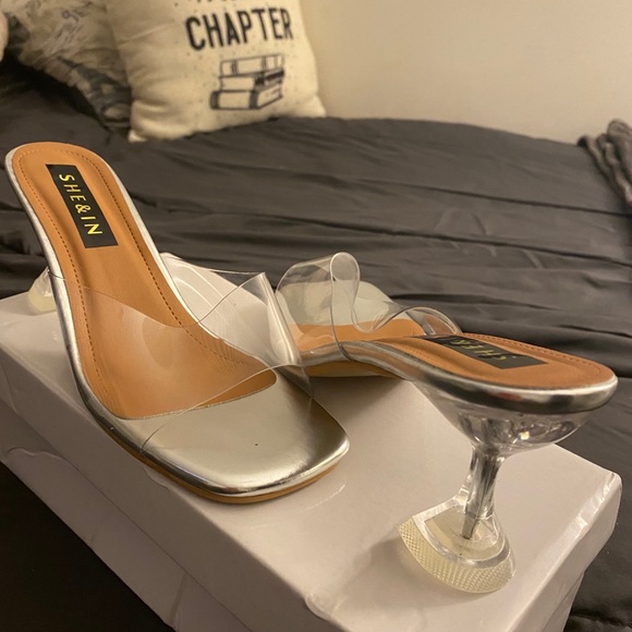 Open Toe Clear Heeled Mules/Heels - Picture 2 of 5